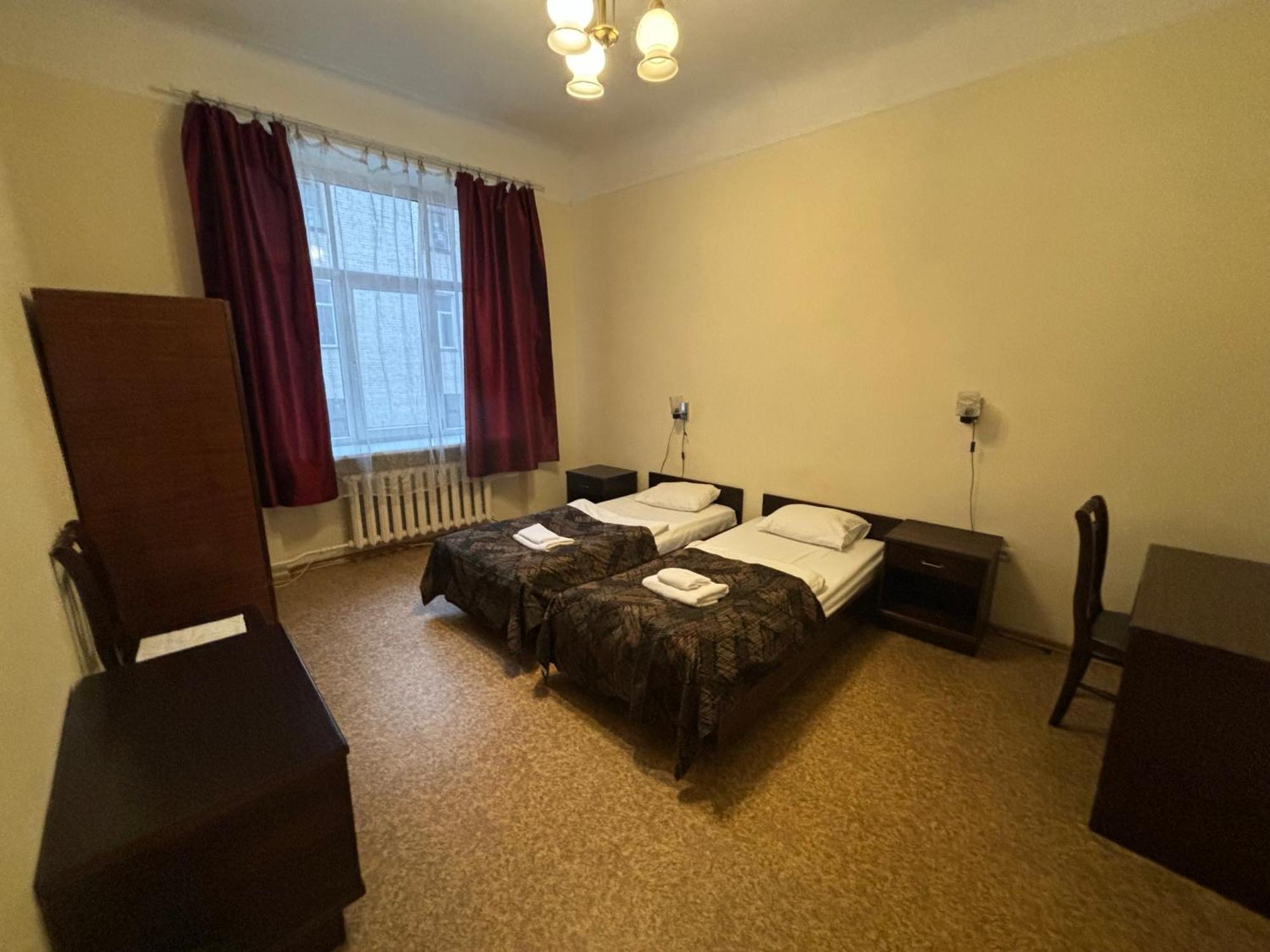 Hostel Viktorija With Private Rooms Riga Dış mekan fotoğraf